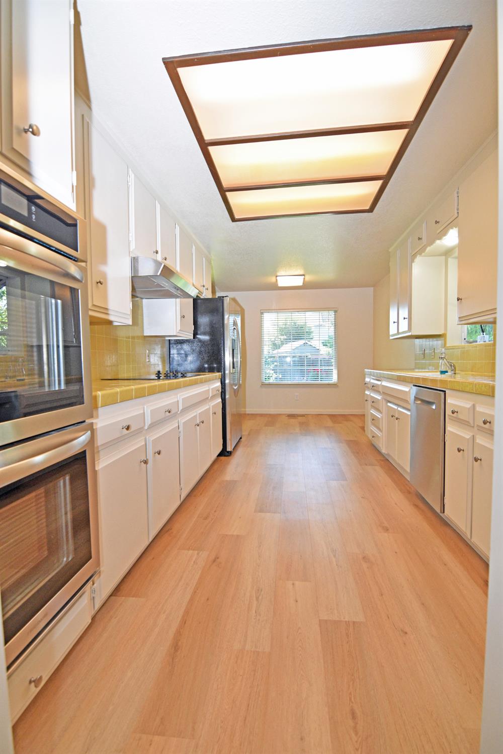 1661 Smith Dr, Turlock, CA 95382