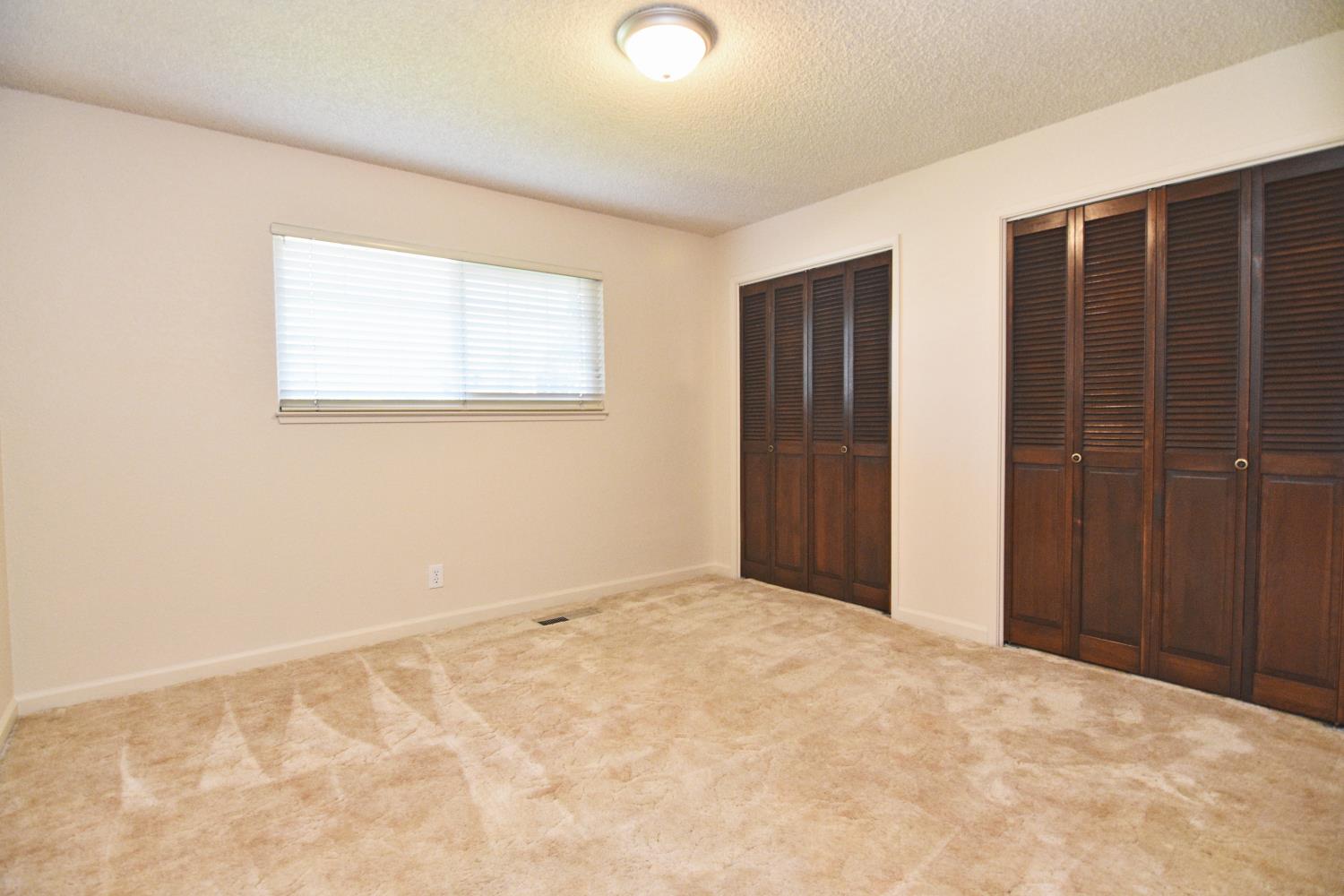 1661 Smith Dr, Turlock, CA 95382