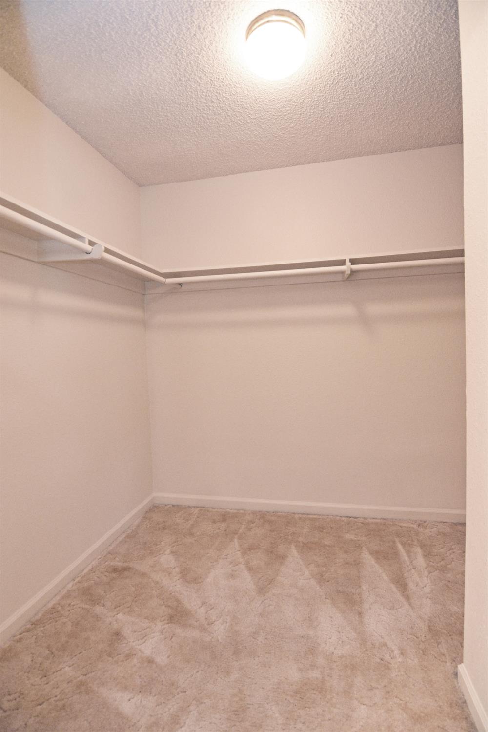1661 Smith Dr, Turlock, CA 95382