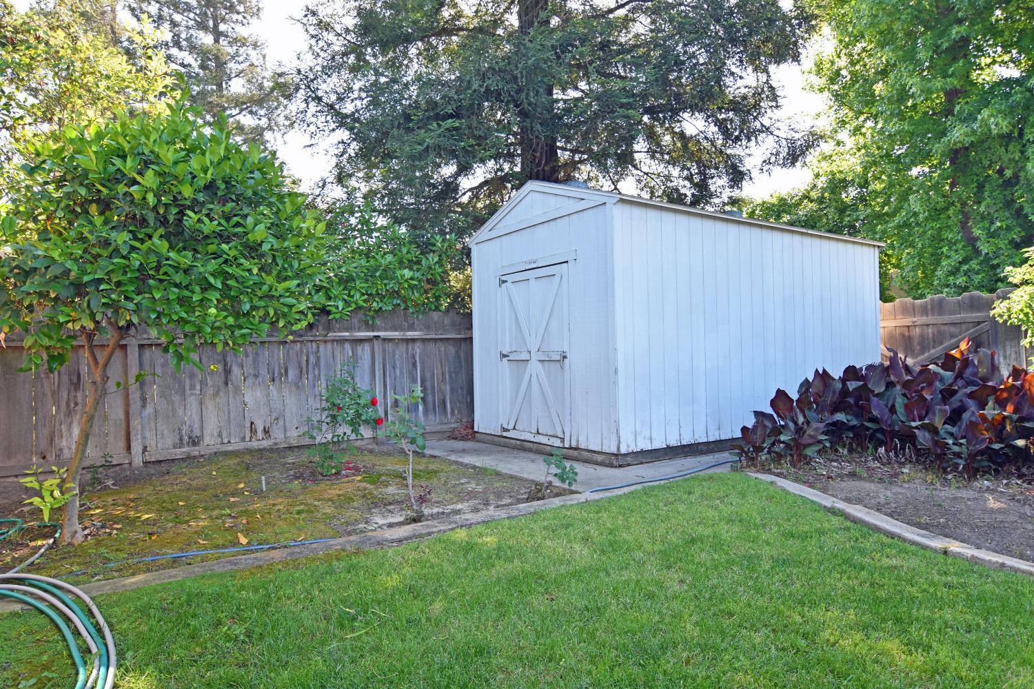 1661 Smith Dr, Turlock, CA 95382