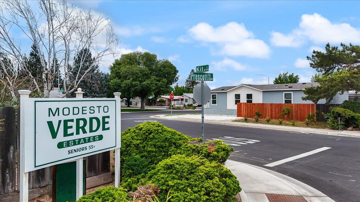 3100 Celebrity Ln, Modesto, CA 95350