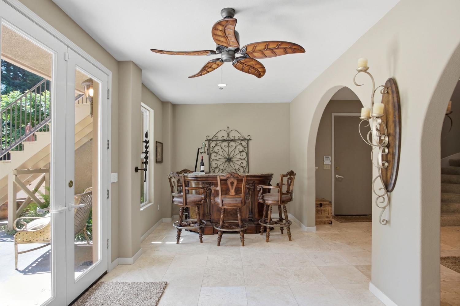 10236 Whitetail Dr, Oakdale, CA 95361