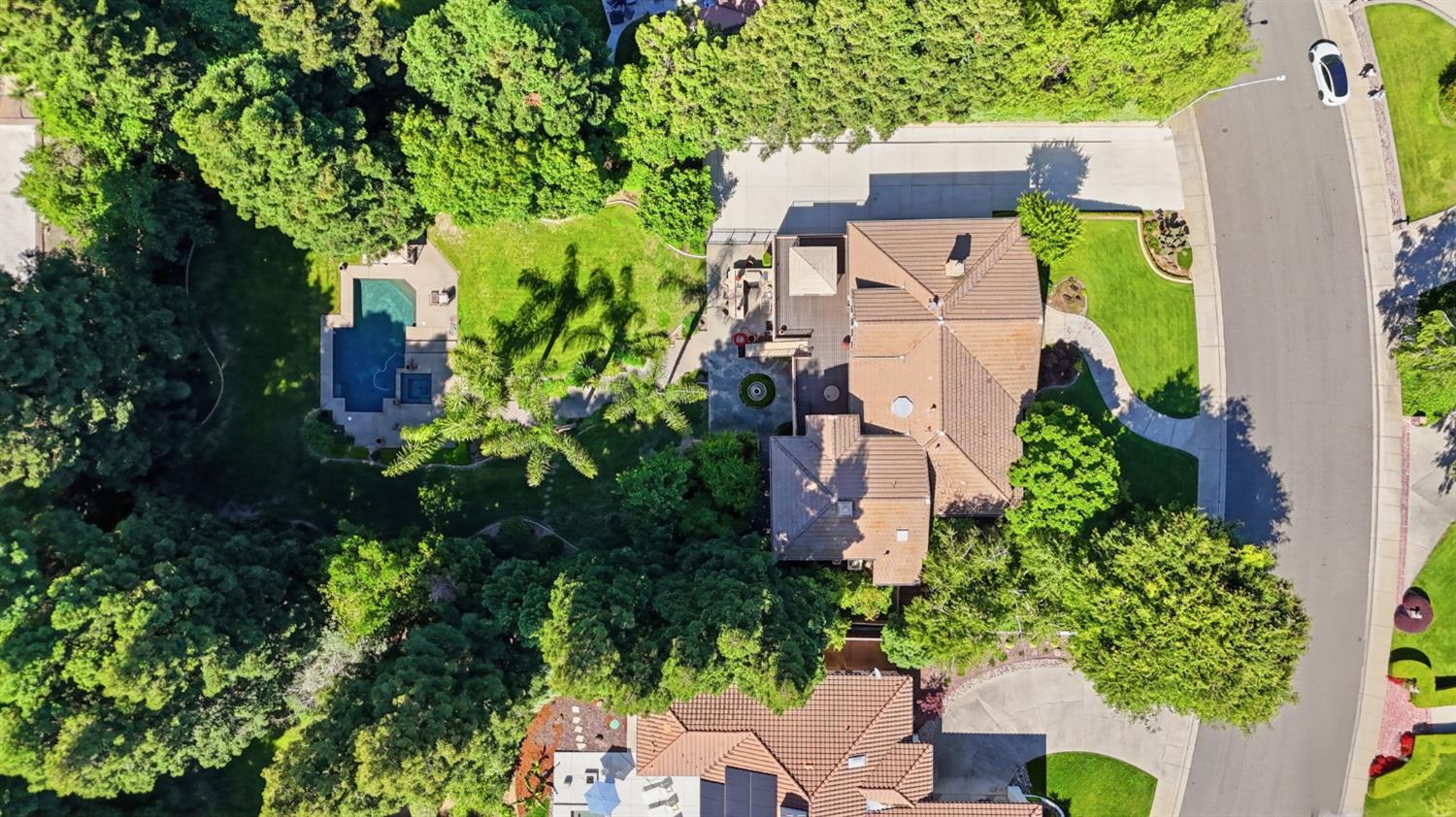 10236 Whitetail Dr, Oakdale, CA 95361