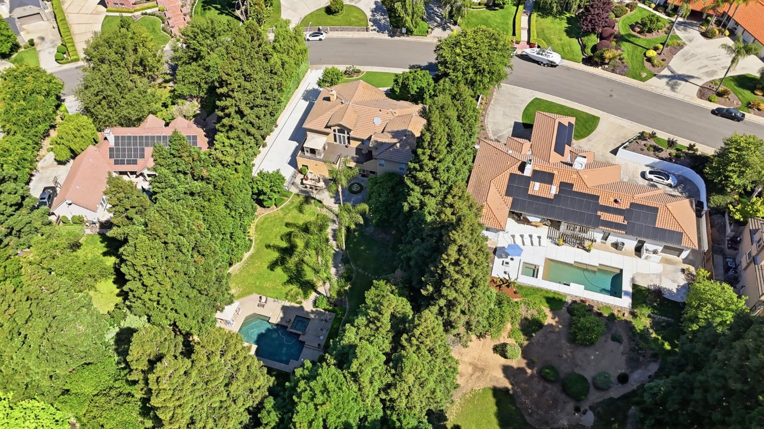 10236 Whitetail Dr, Oakdale, CA 95361
