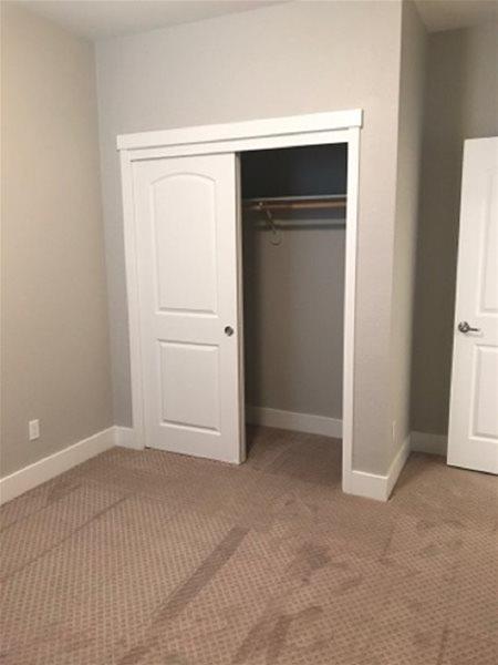 1126 Gardenia Ct, Patterson, CA 95363