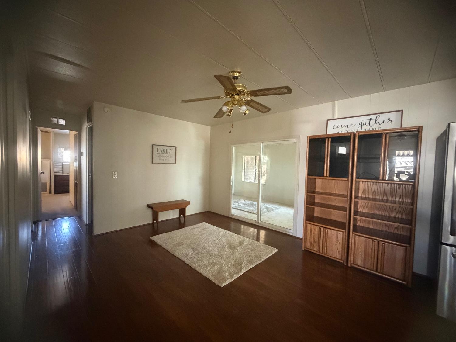 150 Pestana Ave #22, Manteca, CA 95336