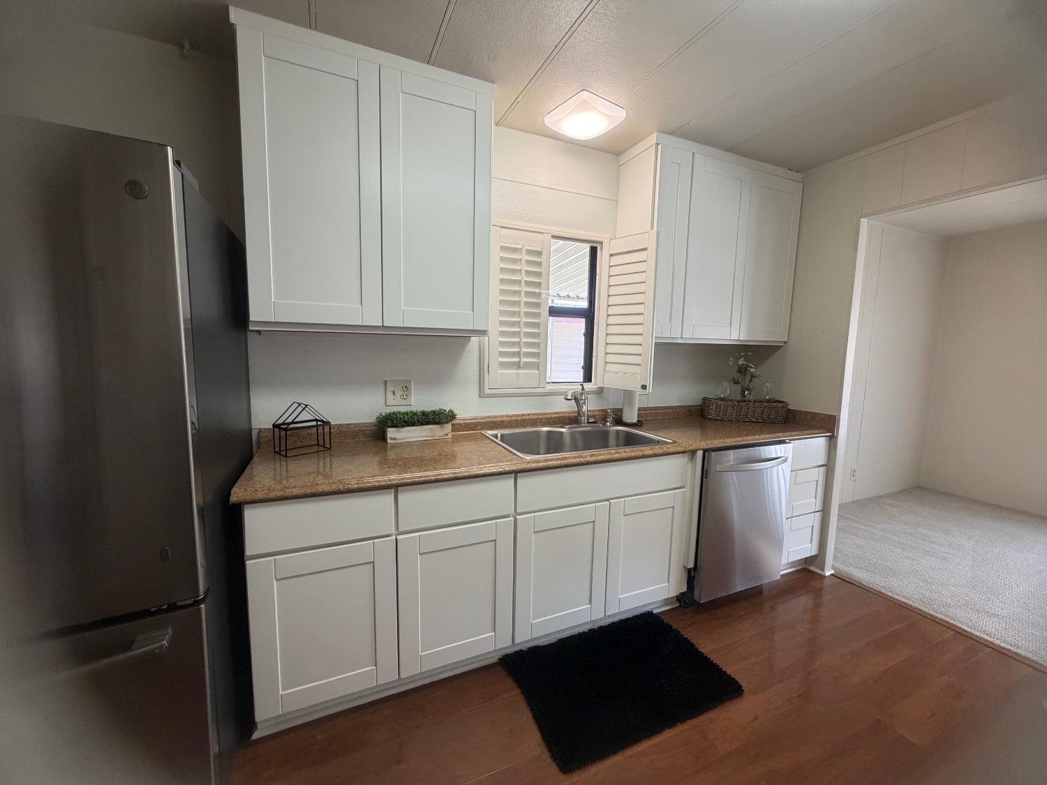 150 Pestana Ave #22, Manteca, CA 95336