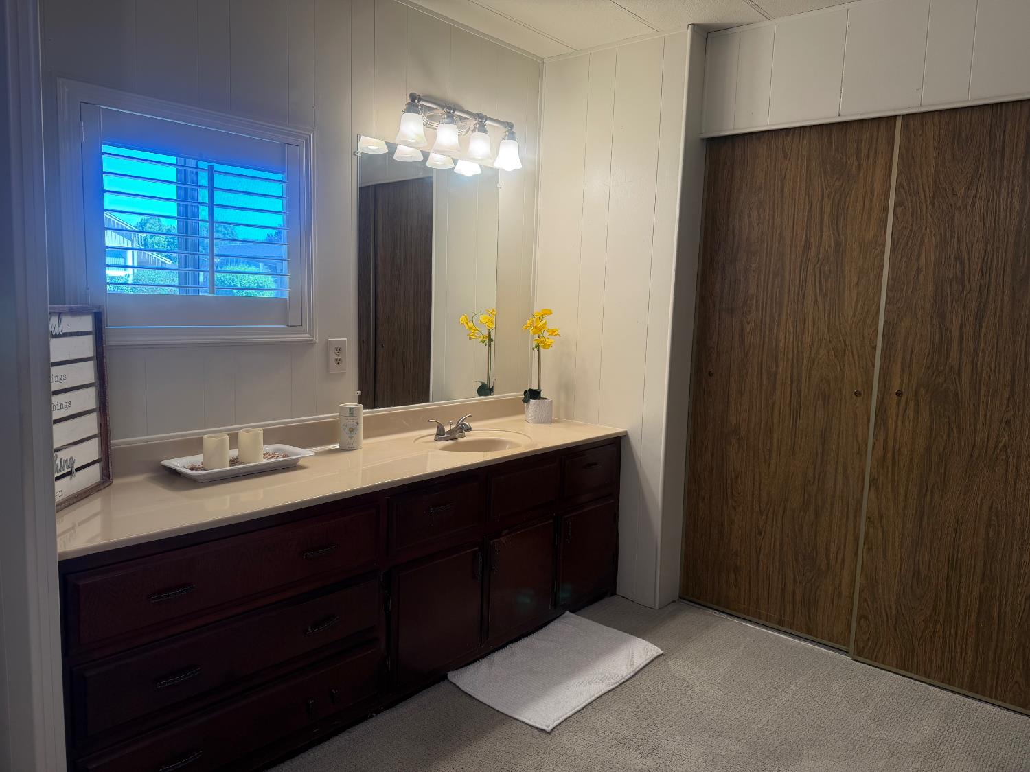 150 Pestana Ave #22, Manteca, CA 95336