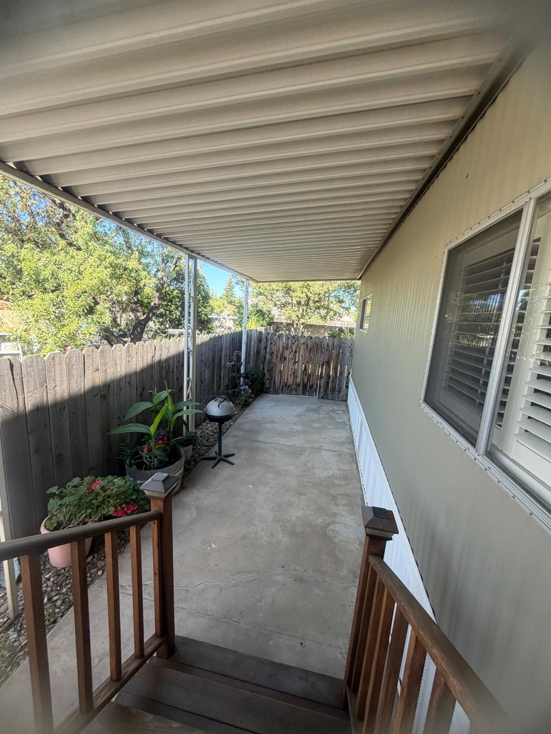 150 Pestana Ave #22, Manteca, CA 95336
