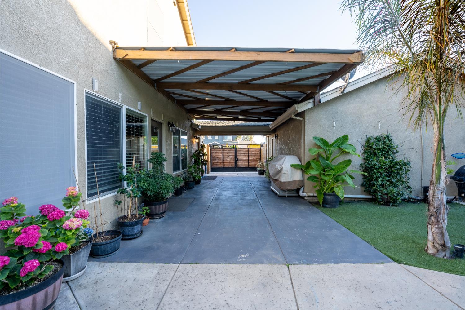 2187 Fountain Square Ave, Manteca, CA 95337