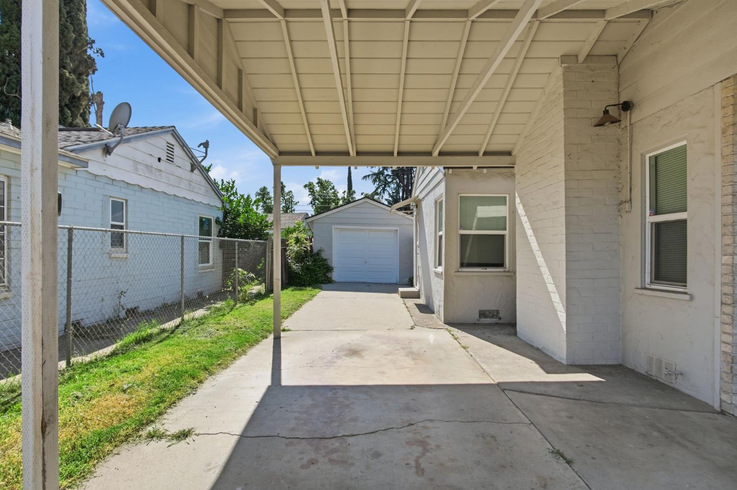 337 Camellia Way, Modesto, CA 95354