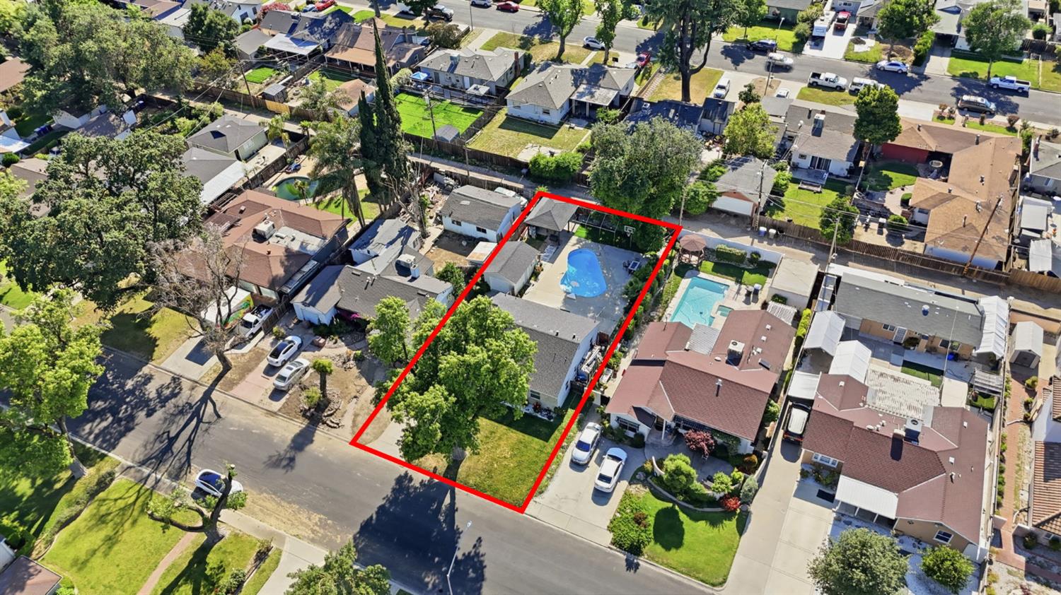 337 Camellia Way, Modesto, CA 95354