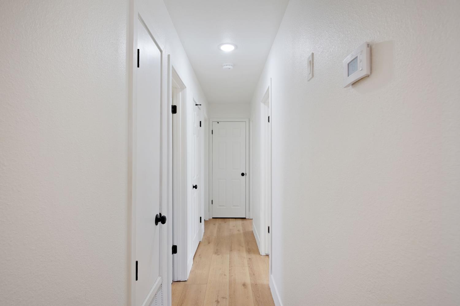 1757 Hickory Ave, Livingston, CA 95334