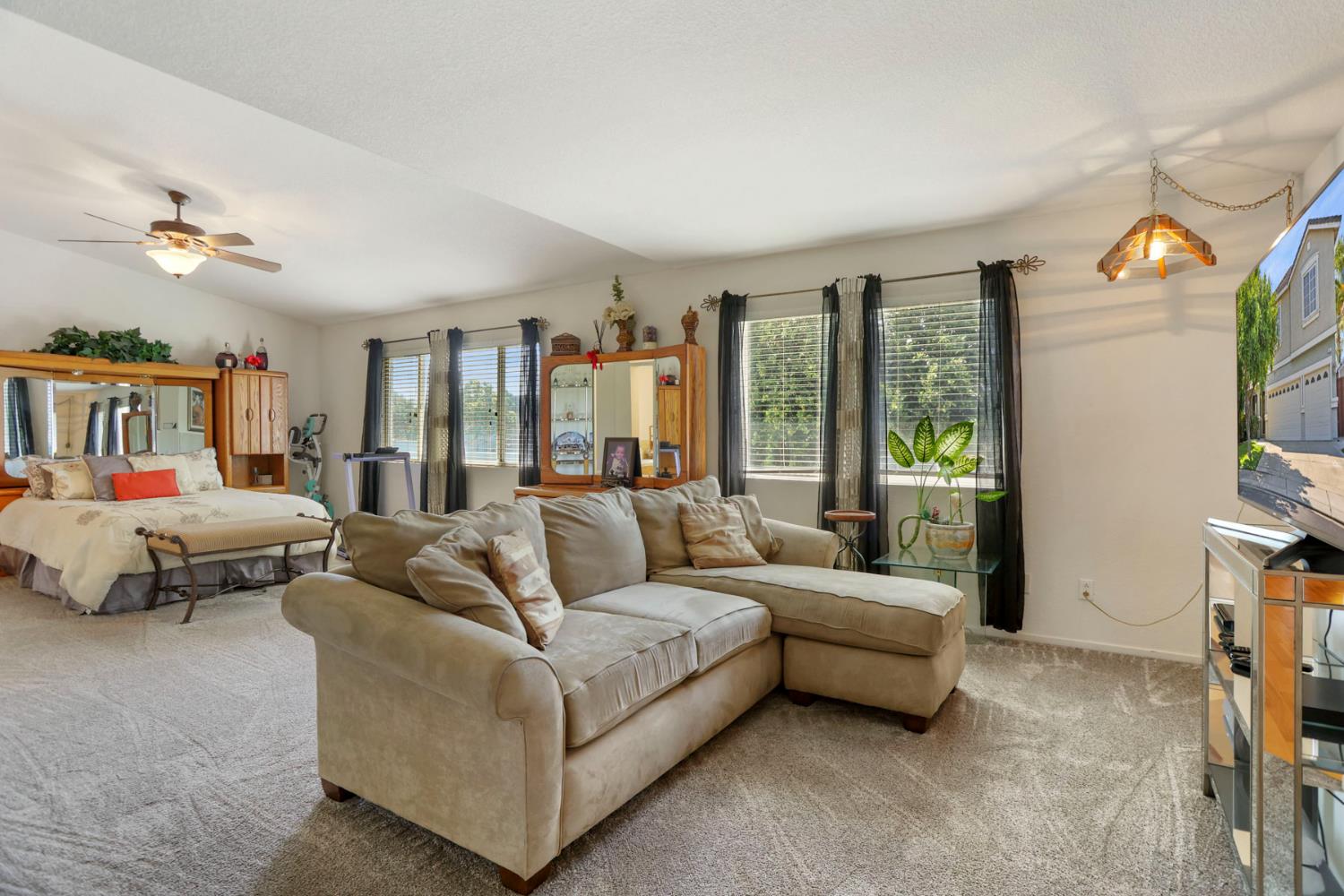 465 Olympus Way, Manteca, CA 95336