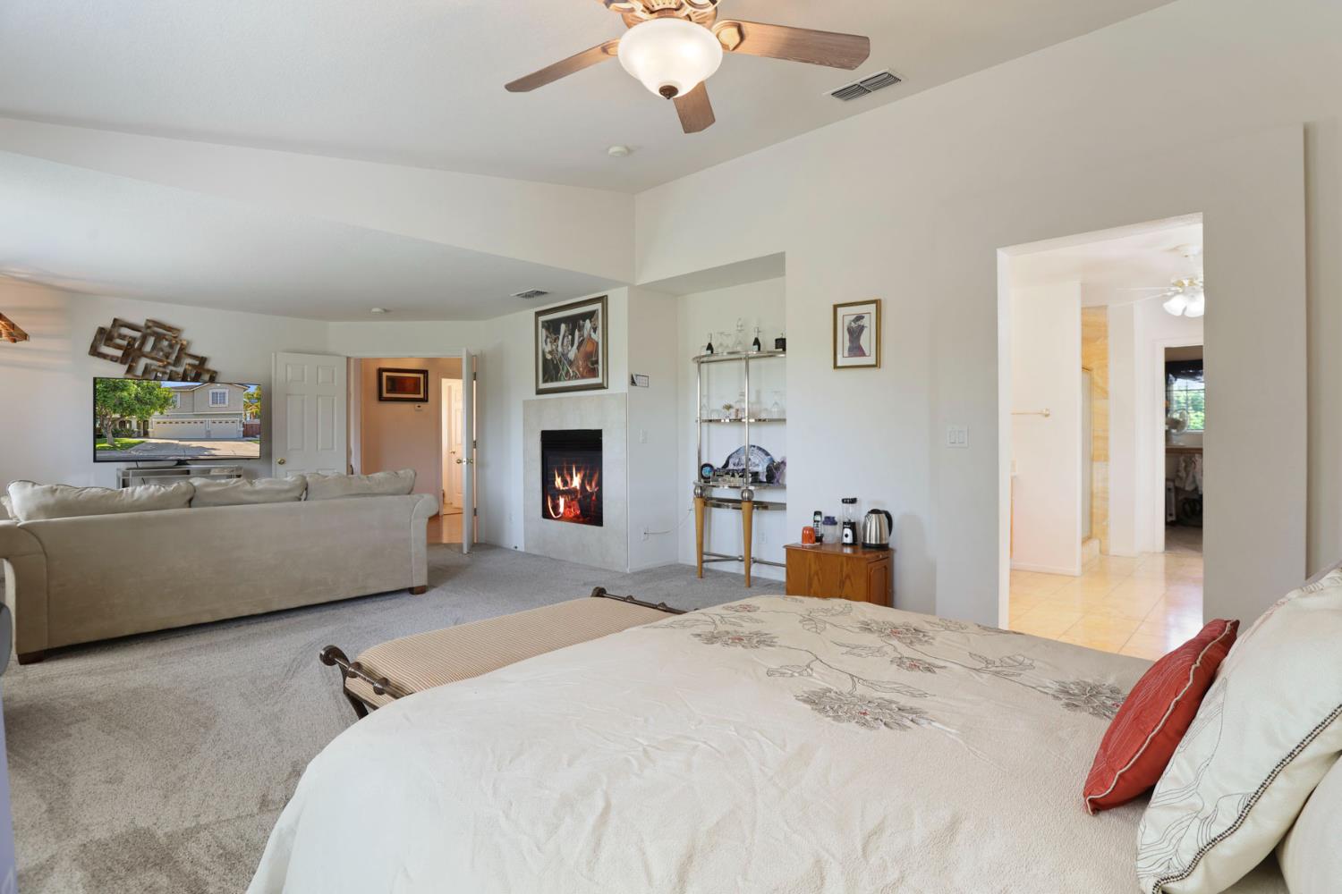 465 Olympus Way, Manteca, CA 95336