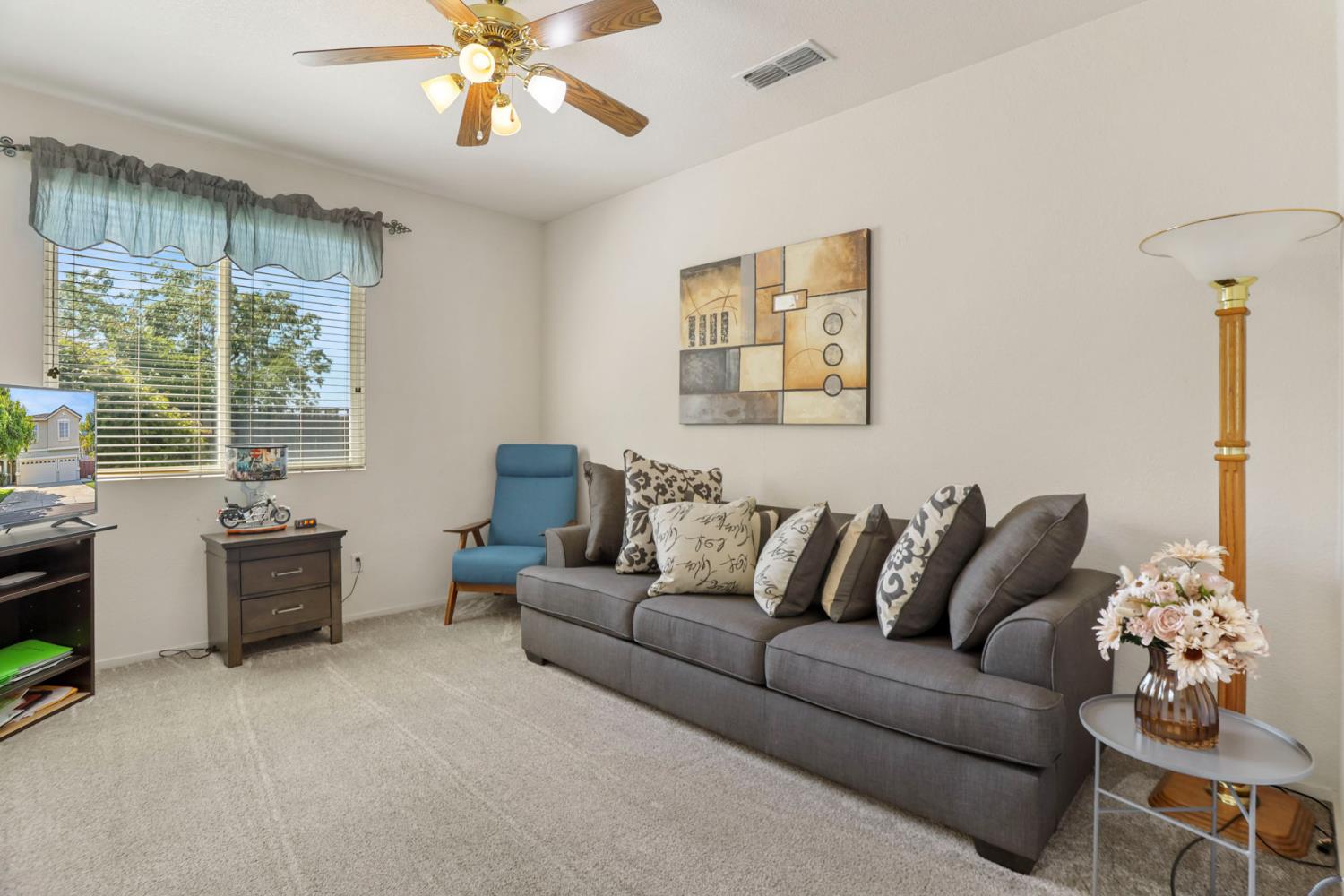 465 Olympus Way, Manteca, CA 95336