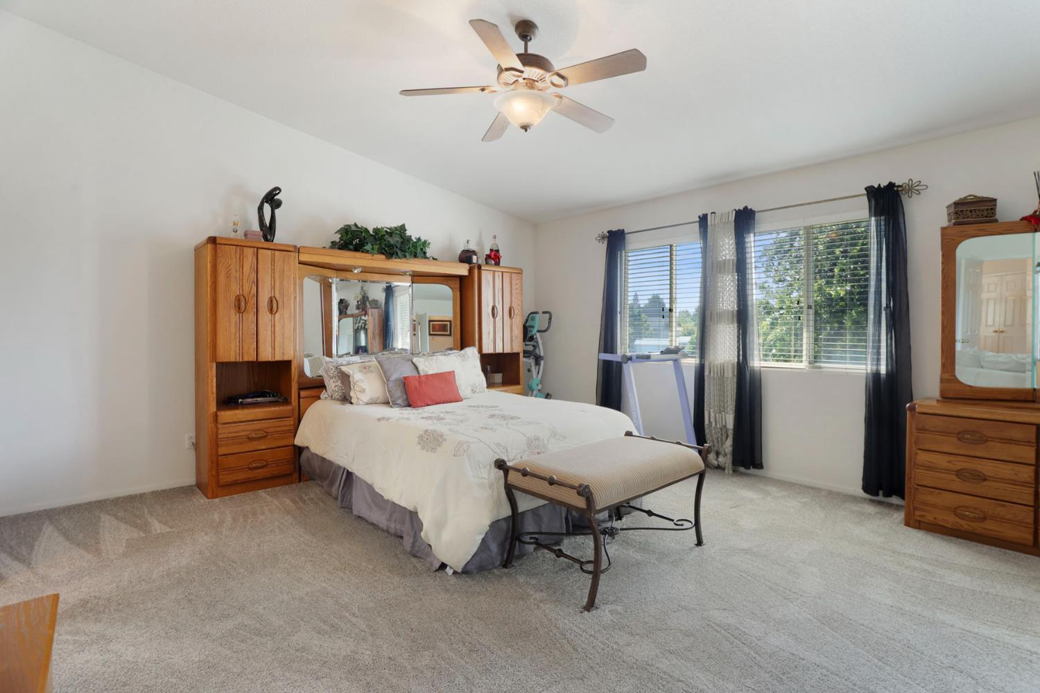 465 Olympus Way, Manteca, CA 95336