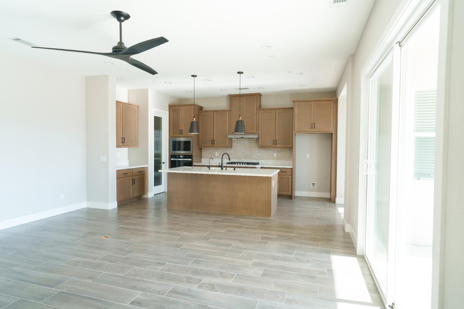 2557 Orinoco Pl, Manteca, CA 95337