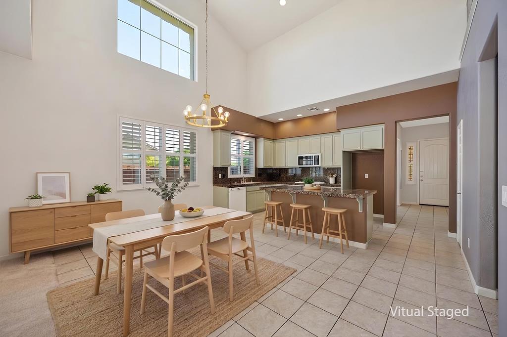 562 Stetson Dr, Oakdale, CA 95361