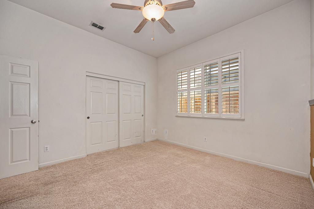 562 Stetson Dr, Oakdale, CA 95361