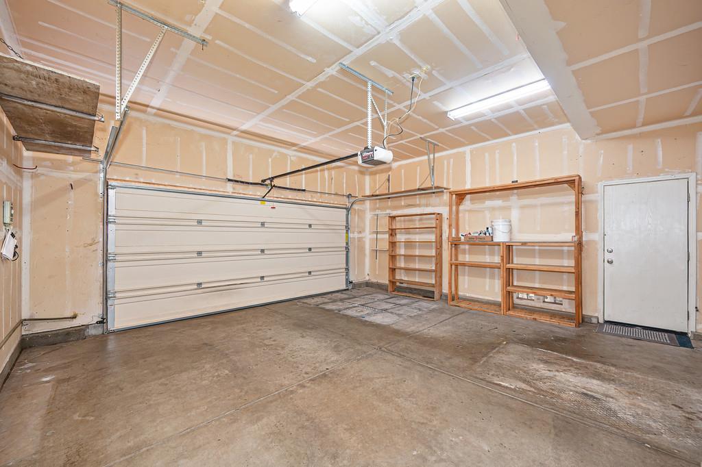 562 Stetson Dr, Oakdale, CA 95361