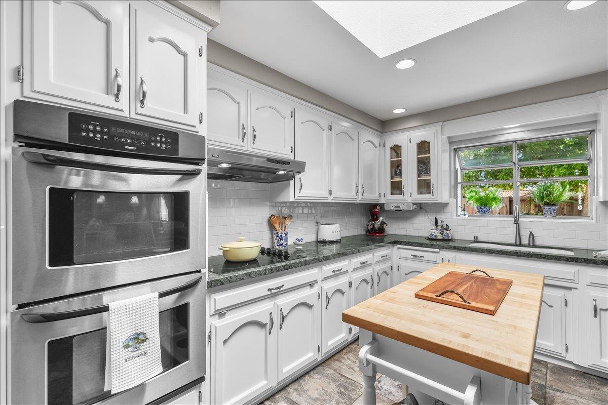 3212 Barry Ct, Ceres, CA 95307