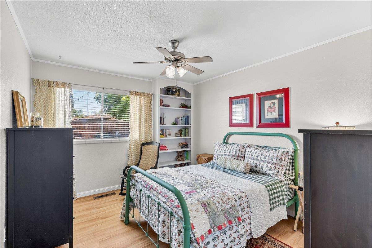 3212 Barry Ct, Ceres, CA 95307