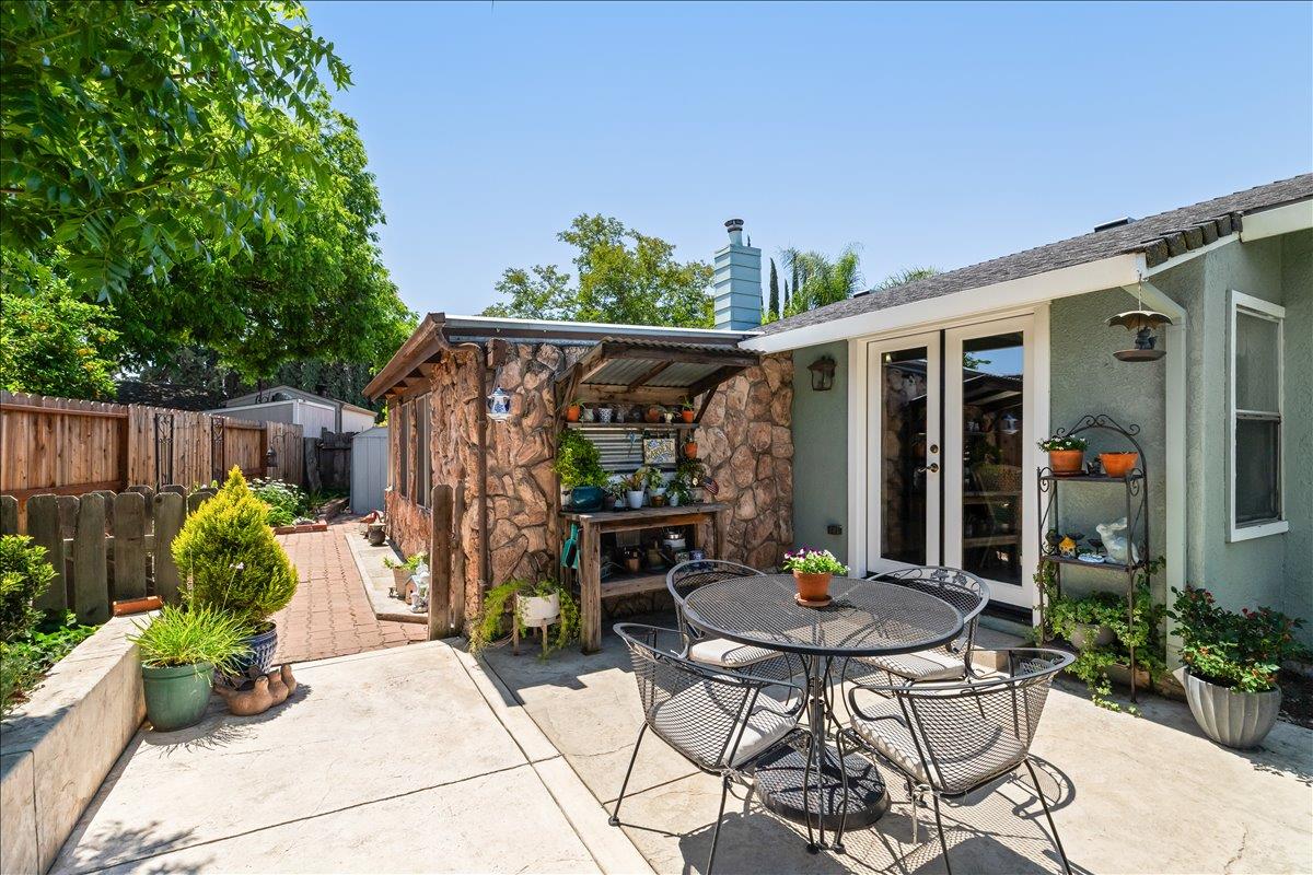 3212 Barry Ct, Ceres, CA 95307