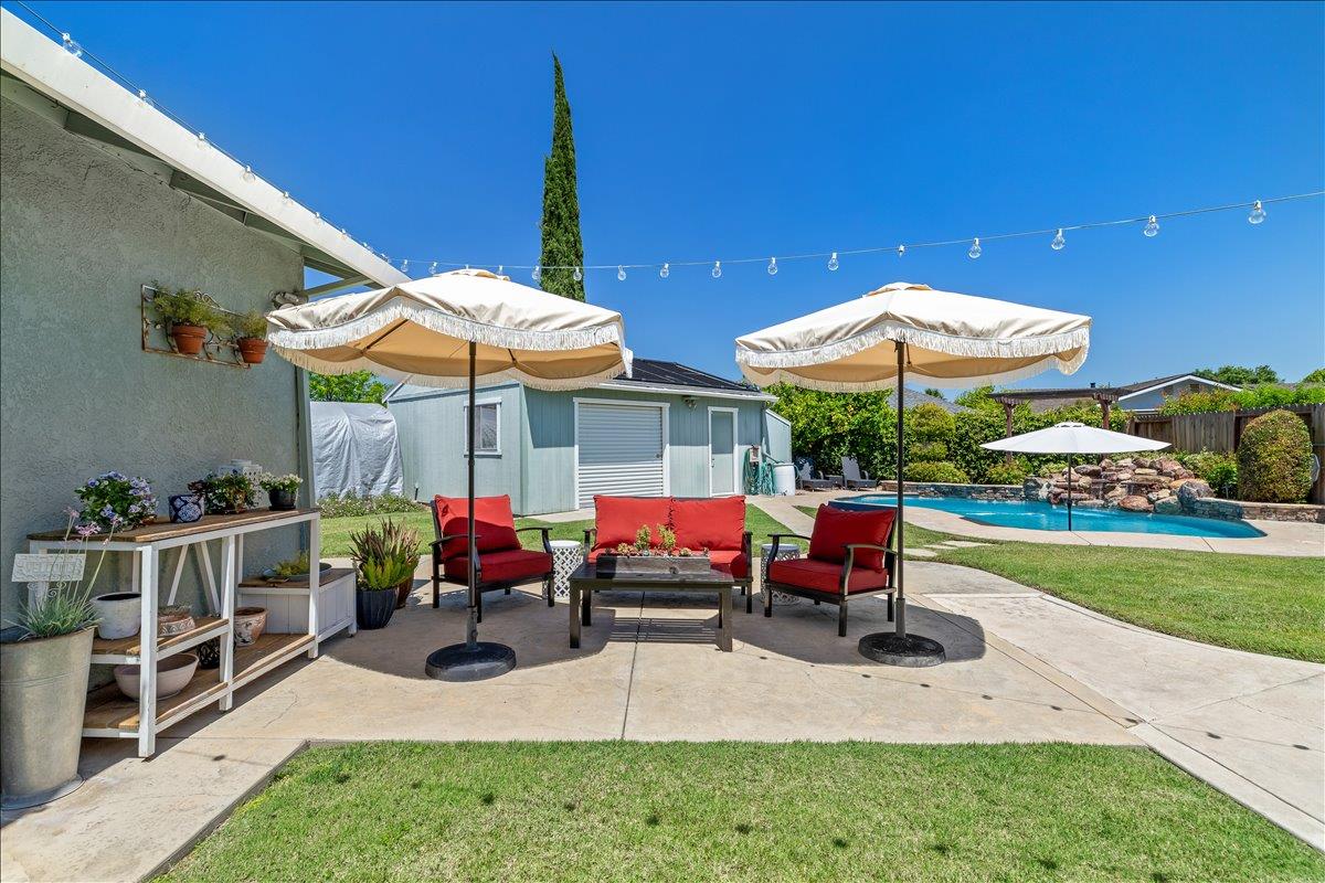 3212 Barry Ct, Ceres, CA 95307