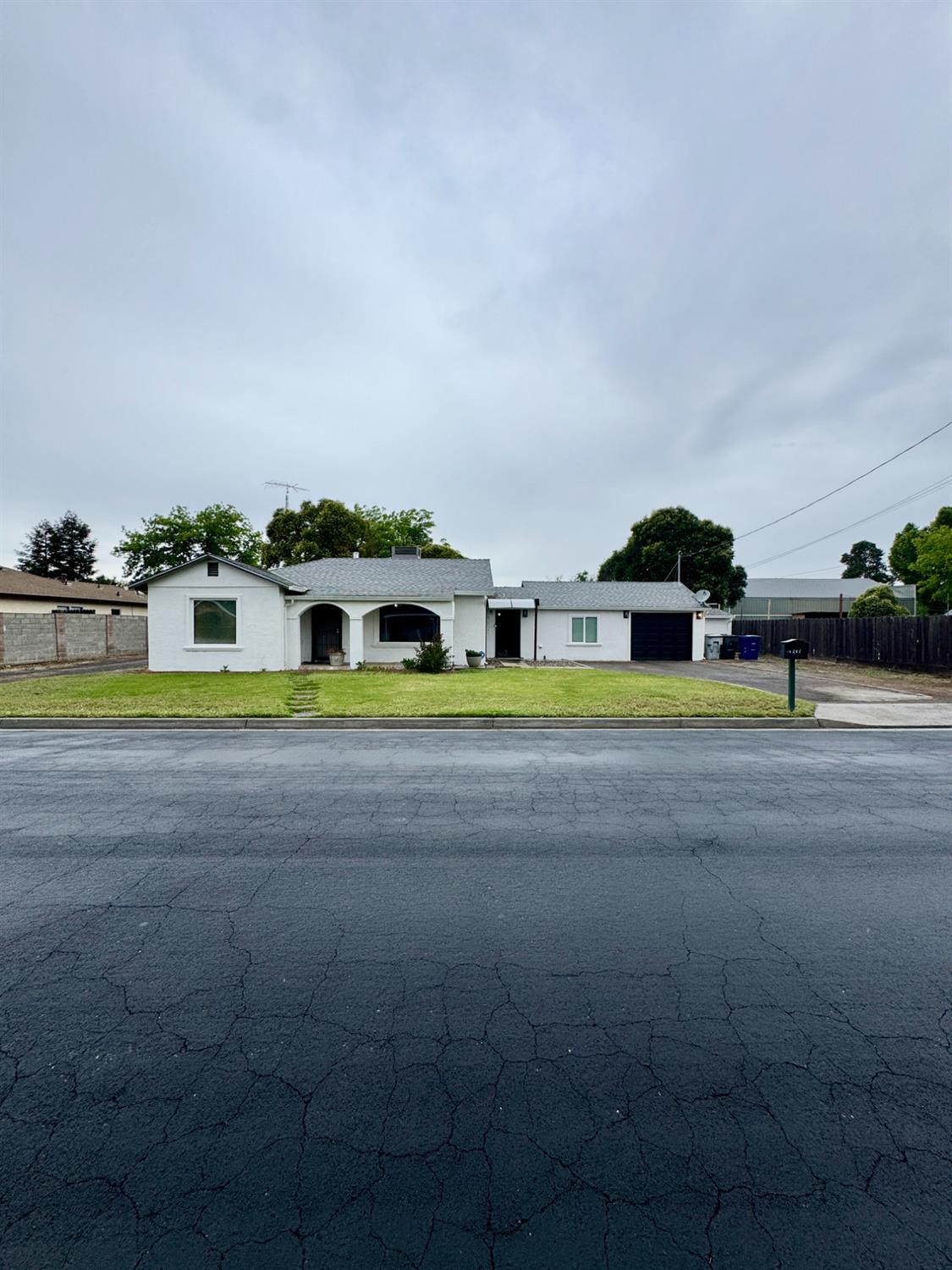 1535 Melrose Ave, Modesto, CA 95350