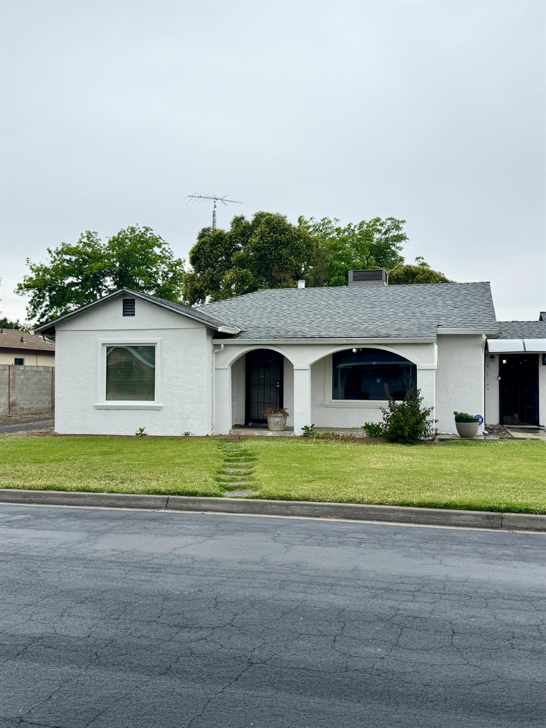 1535 Melrose Ave, Modesto, CA 95350