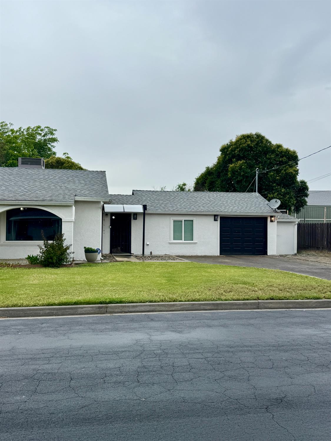 1535 Melrose Ave, Modesto, CA 95350