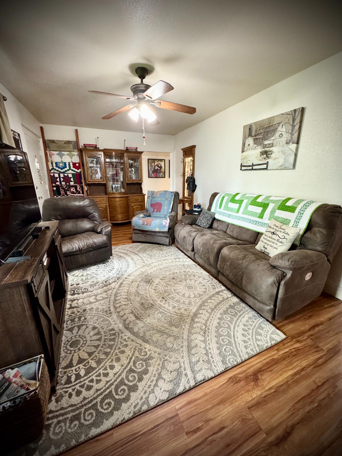 1535 Melrose Ave, Modesto, CA 95350