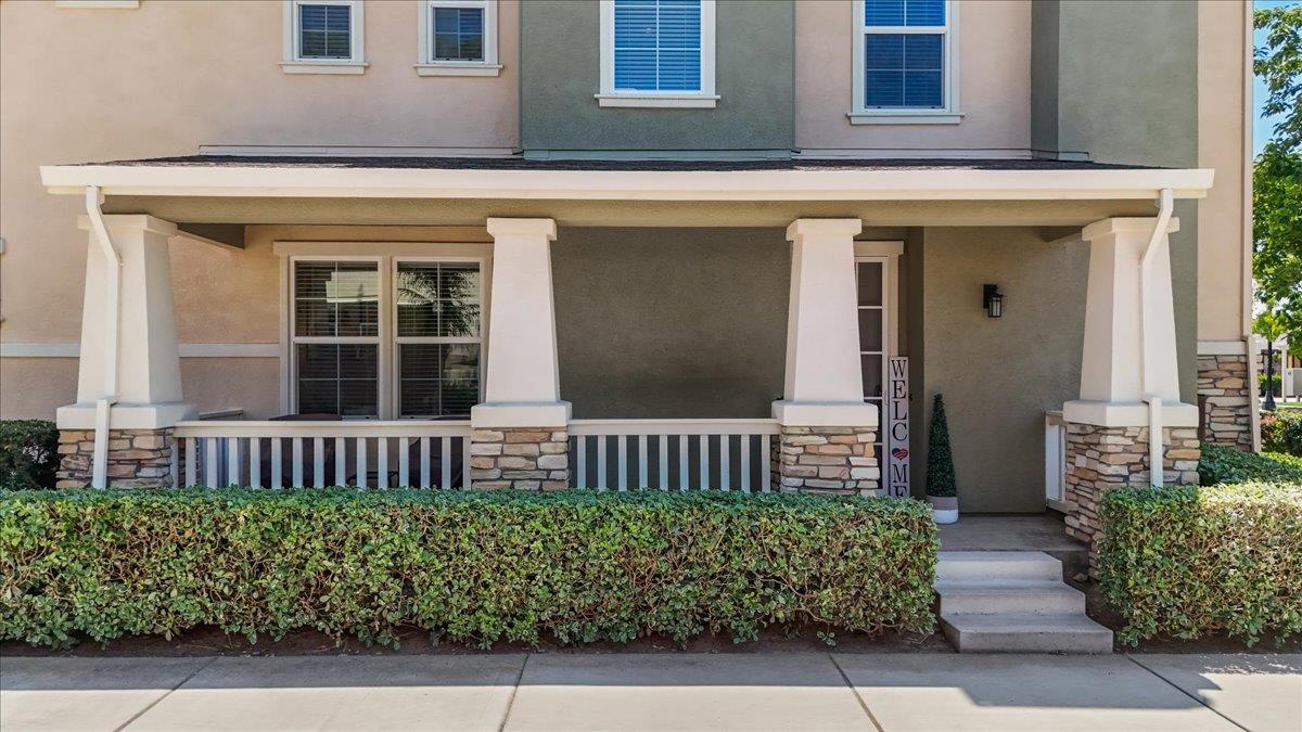 561 Wild Stallion Dr #151, Oakdale, CA 95361