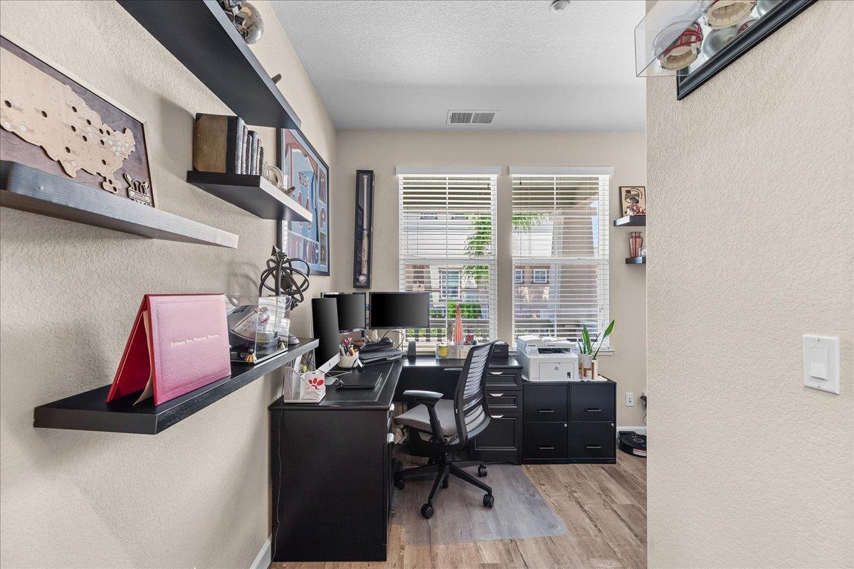 561 Wild Stallion Dr #151, Oakdale, CA 95361