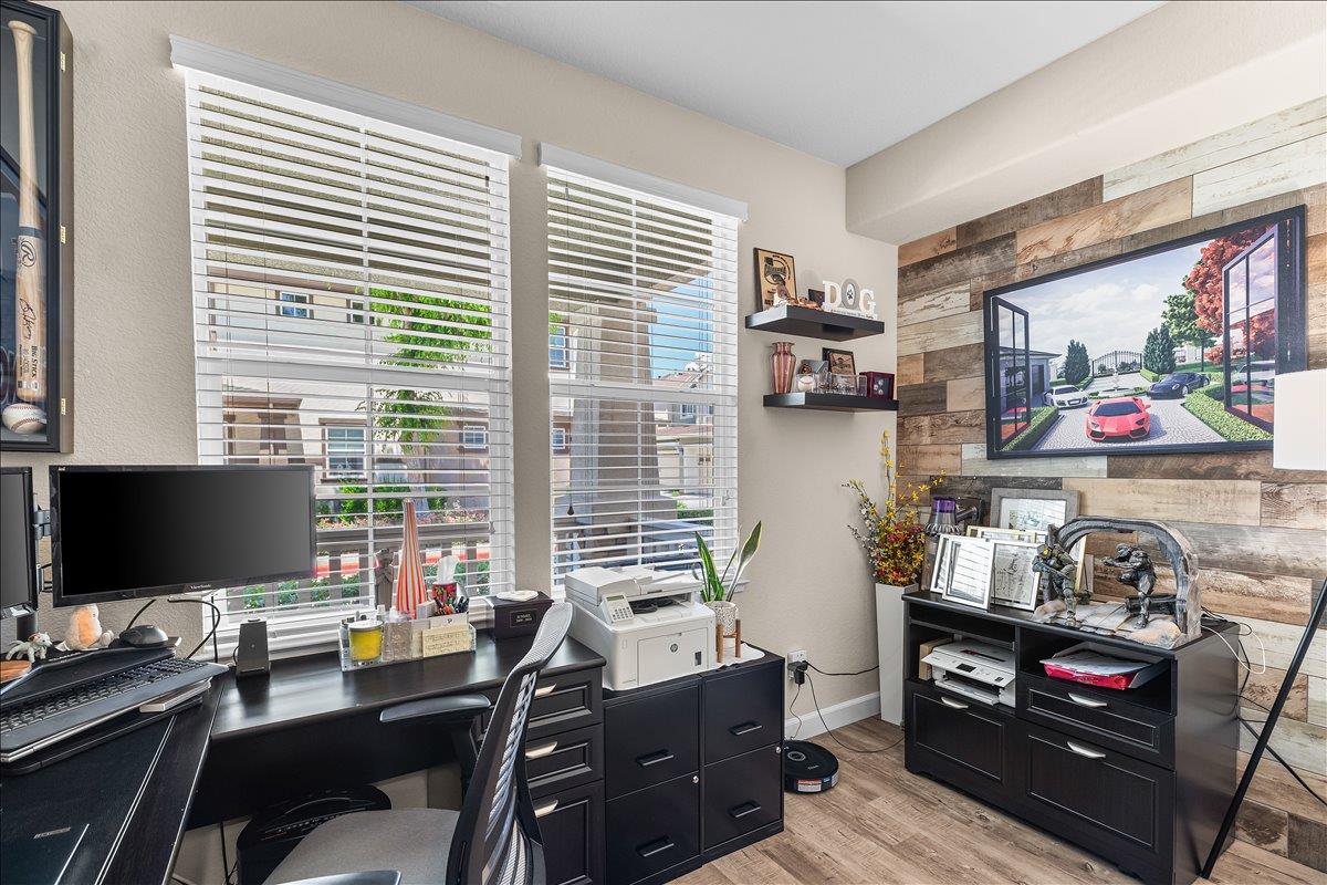 561 Wild Stallion Dr #151, Oakdale, CA 95361