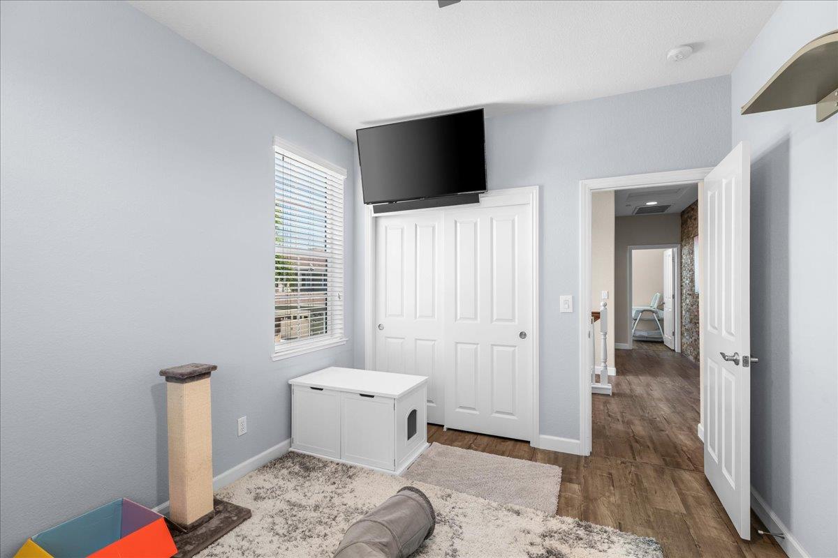 561 Wild Stallion Dr #151, Oakdale, CA 95361