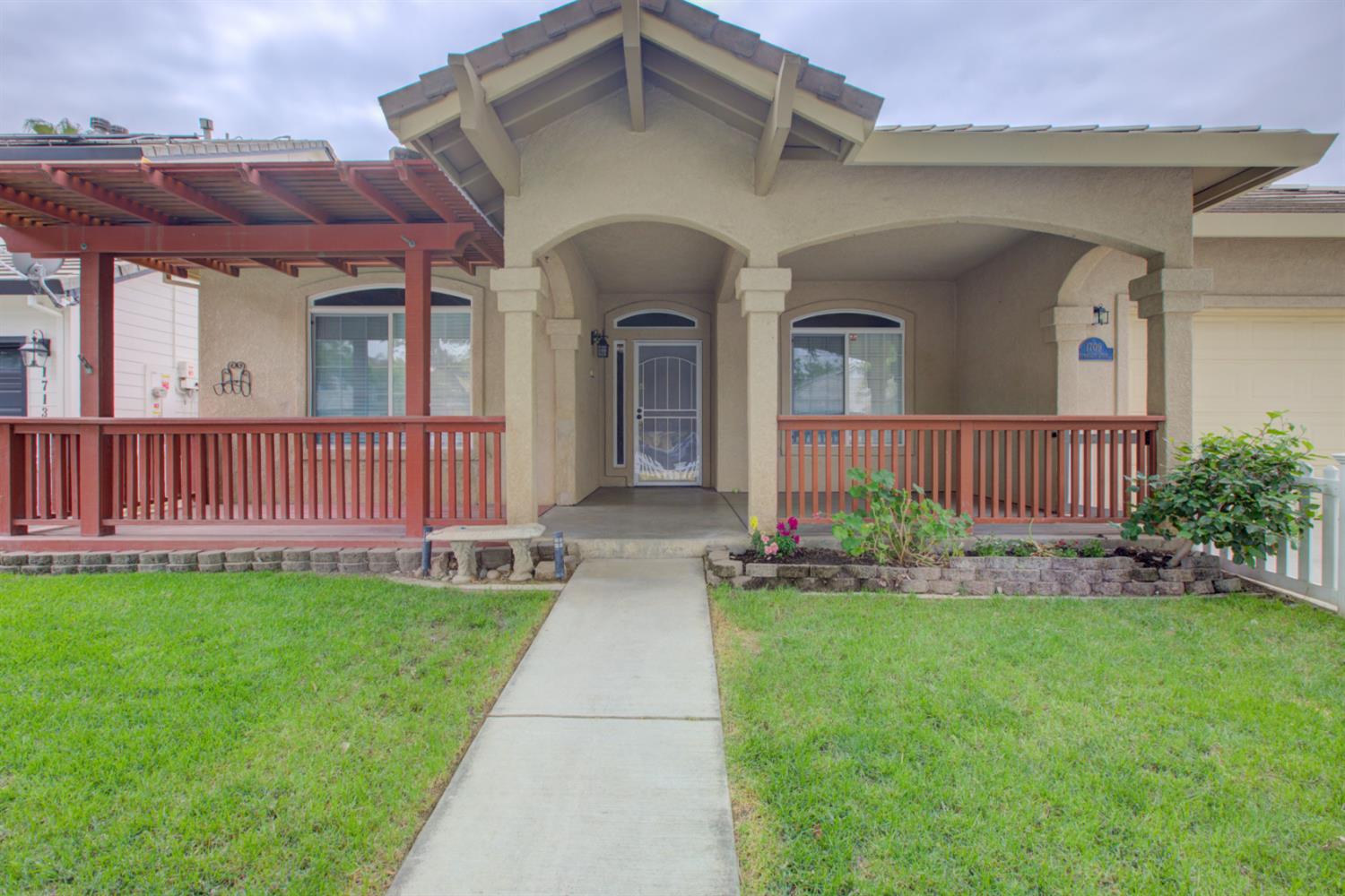 1709 Humboldt Ct, Los Banos, CA 93635