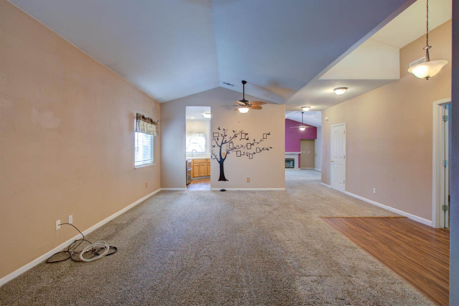 1709 Humboldt Ct, Los Banos, CA 93635