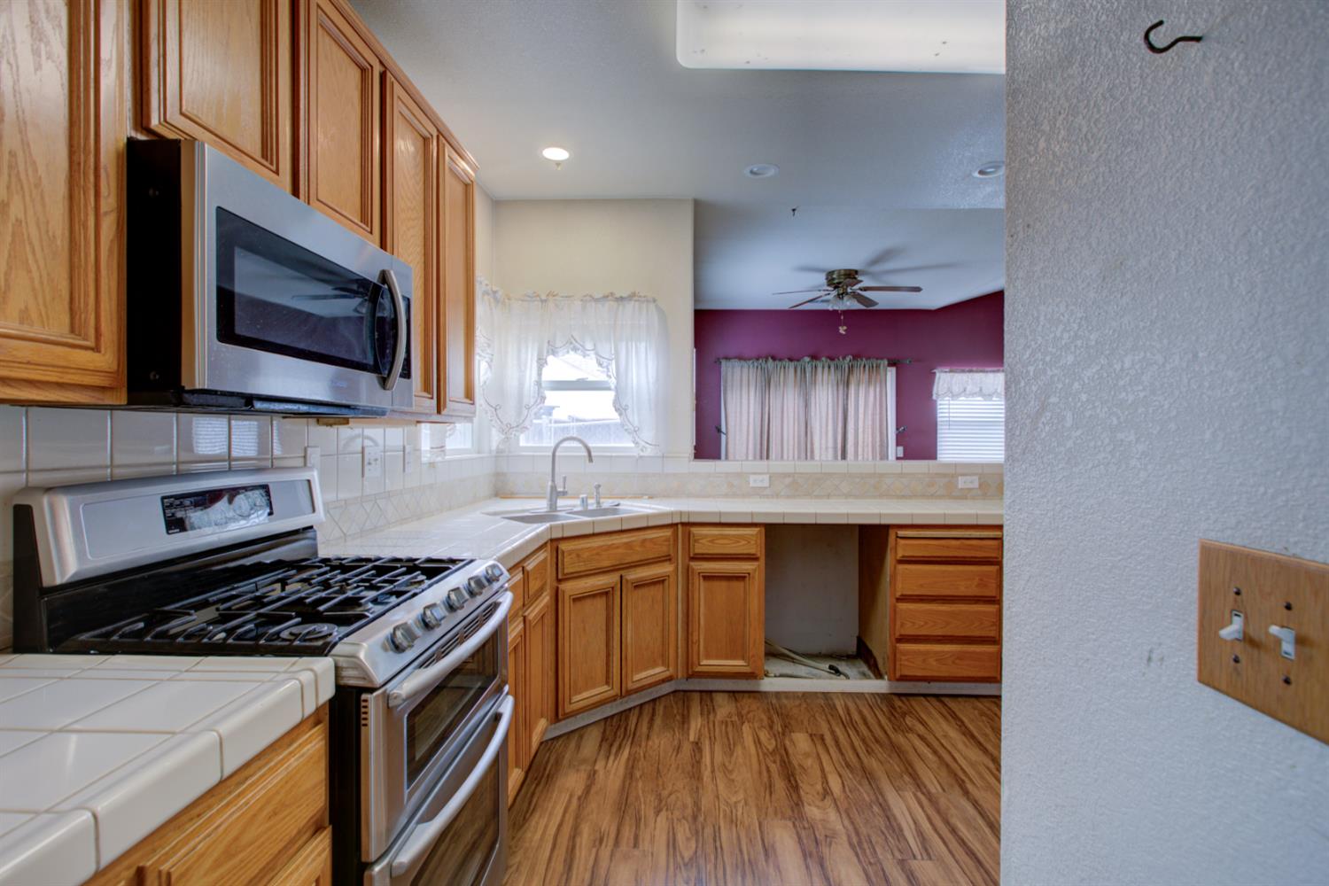 1709 Humboldt Ct, Los Banos, CA 93635