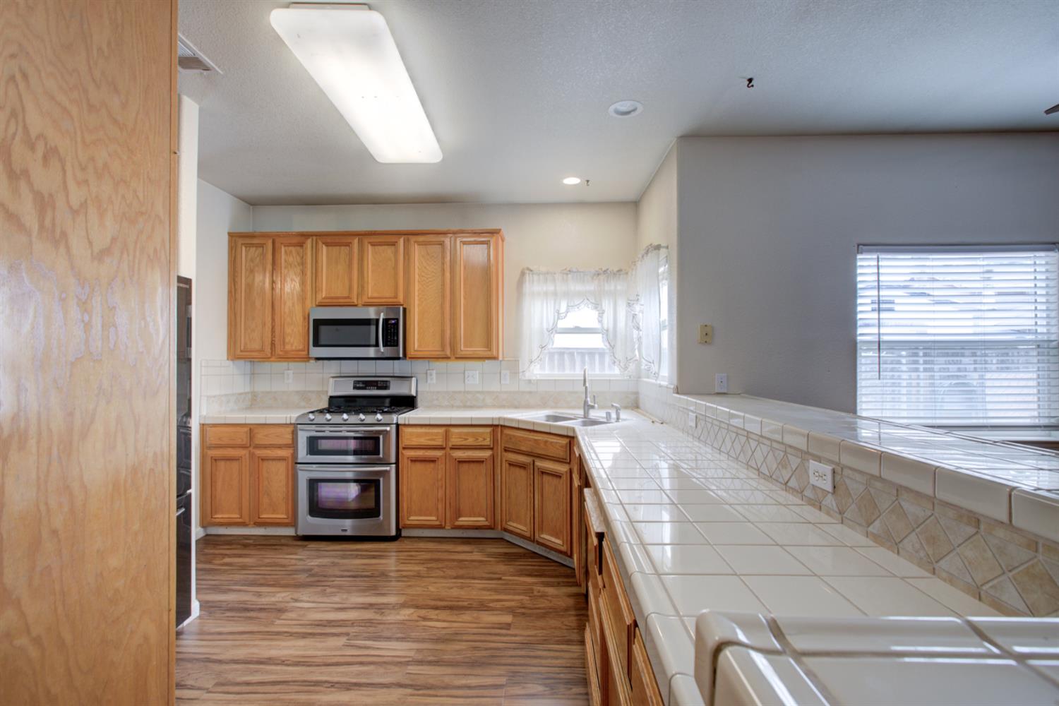1709 Humboldt Ct, Los Banos, CA 93635