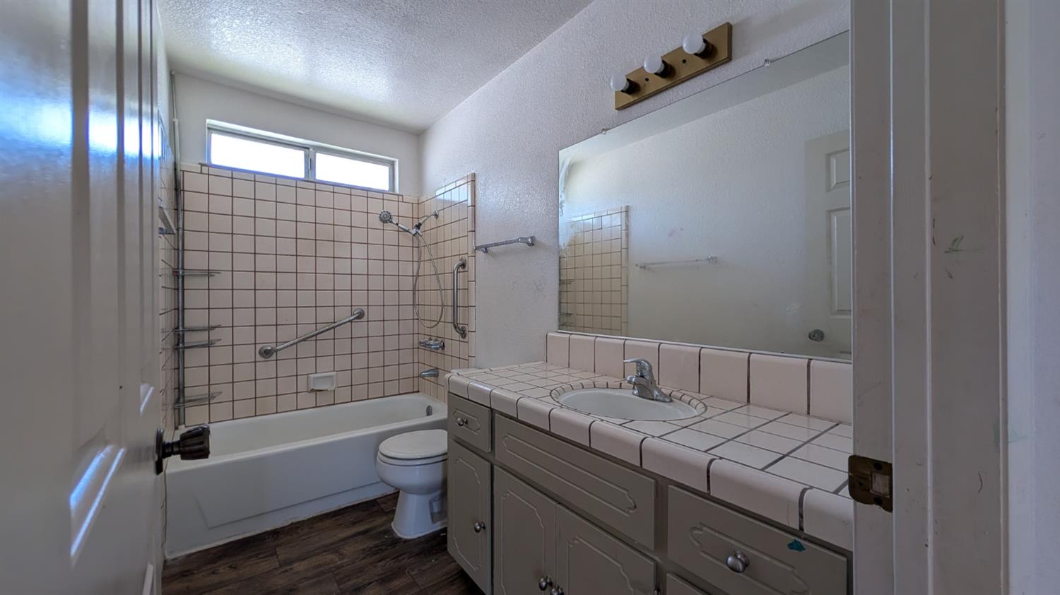 3133 Andre Ln, Turlock, CA 95382