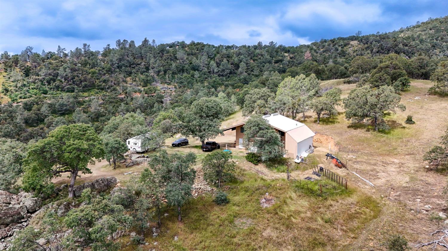 5616 Gold Creek Ln, Mariposa, CA 95338