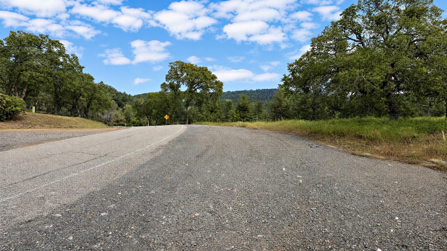 5616 Gold Creek Ln, Mariposa, CA 95338