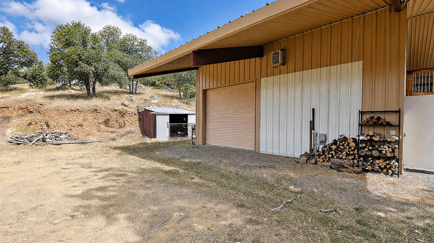 5616 Gold Creek Ln, Mariposa, CA 95338