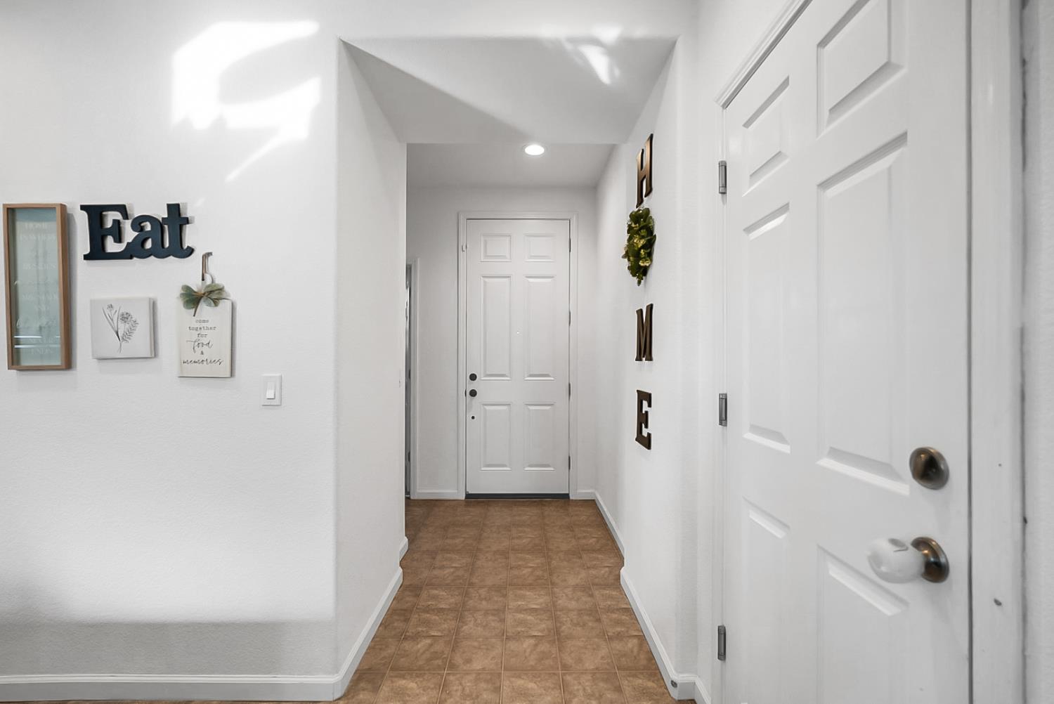 168 Lucca Dr, Newman, CA 95360
