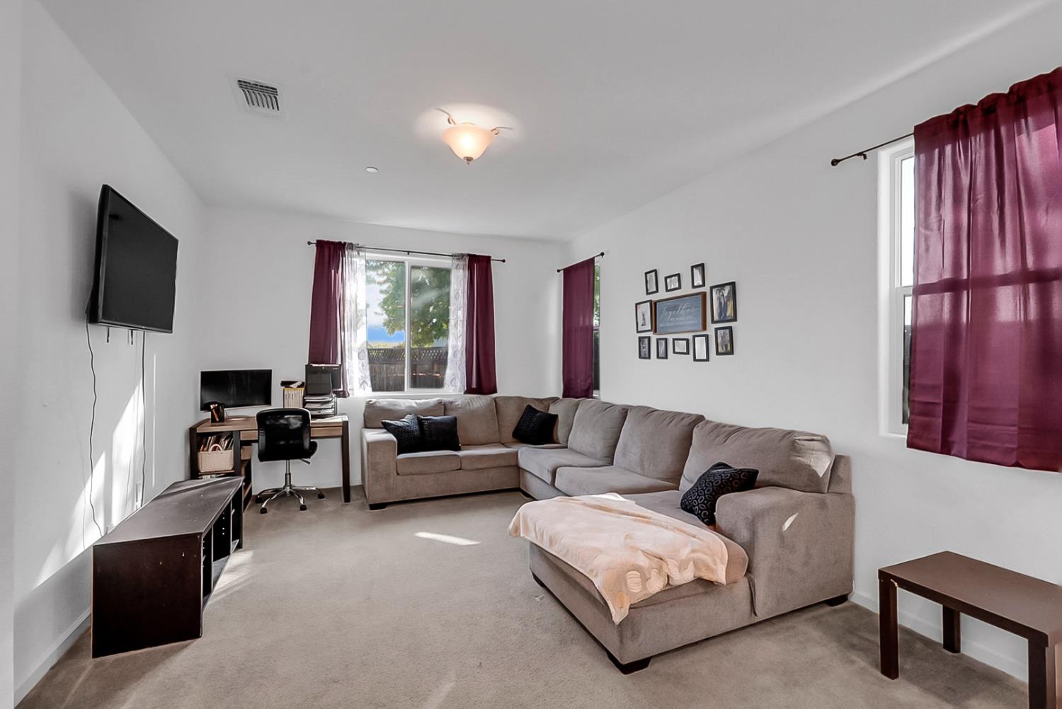 168 Lucca Dr, Newman, CA 95360
