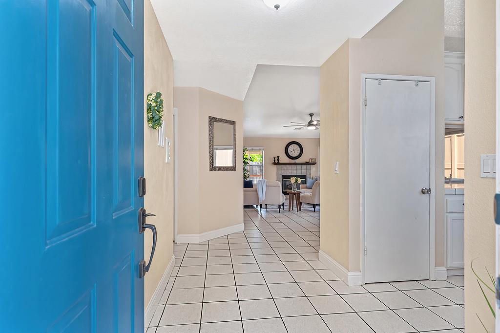 1578 E J, Oakdale, CA 95361