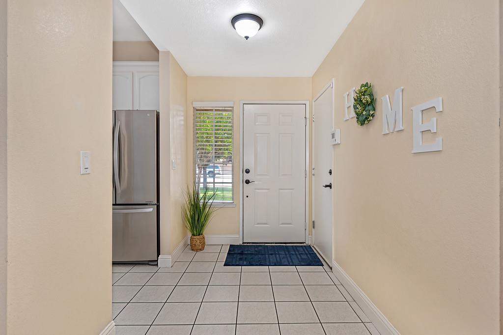 1578 E J, Oakdale, CA 95361