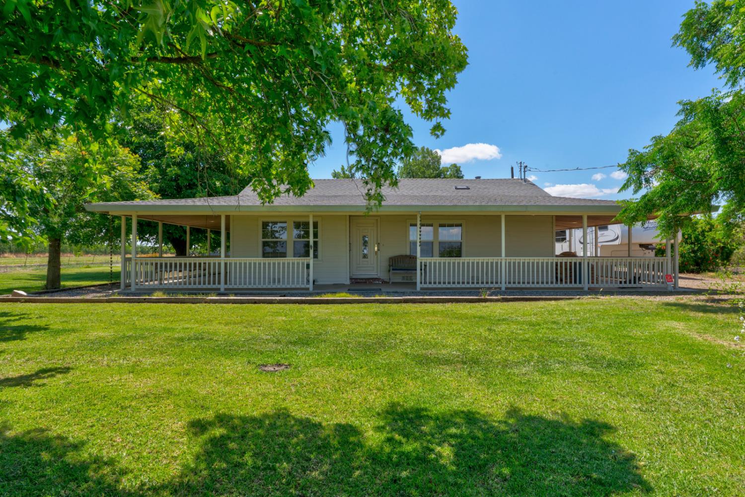 44671 Hobart Rd, Dos Palos, CA 93620